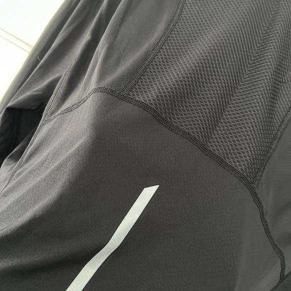 Old navy go dry long sleeves,  activewear. Black. Ladies size XL tall - Picture 6 of 10